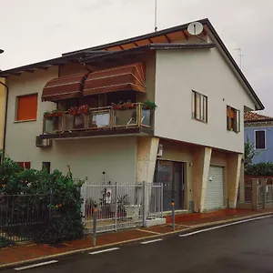 https://casa-di-joy.hotelslidodijesolo.com